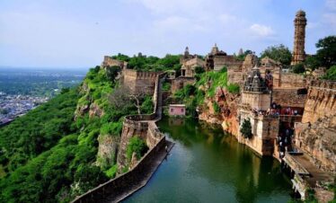 Udaipur Tour Packages From Ahmedabad